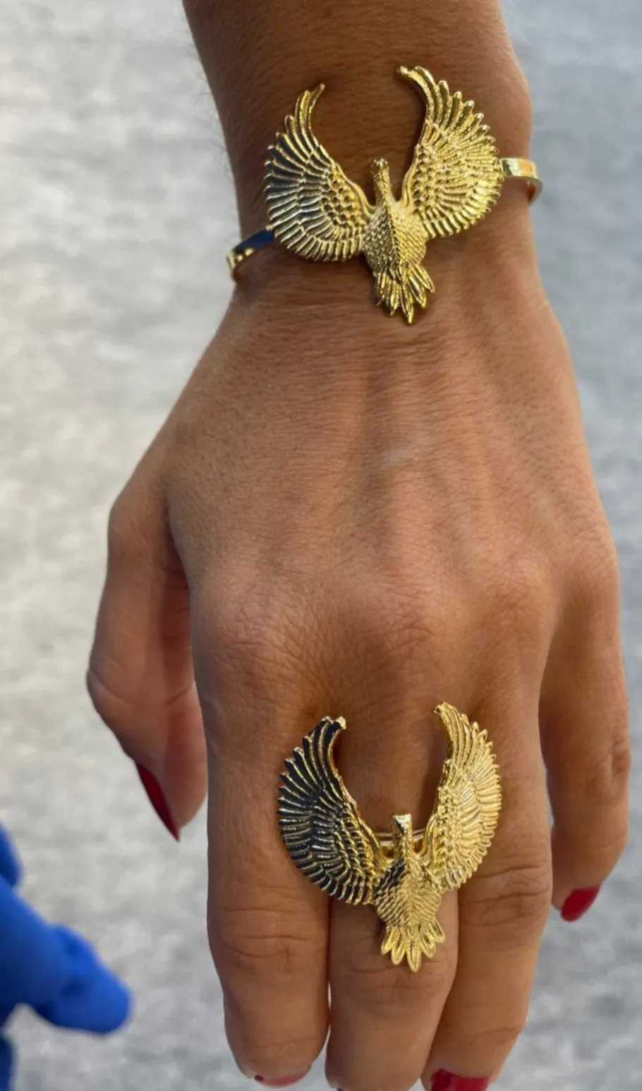 bague_aigle_dore_1.webp Lotta Djossou Bague Aigle dorée Fashion