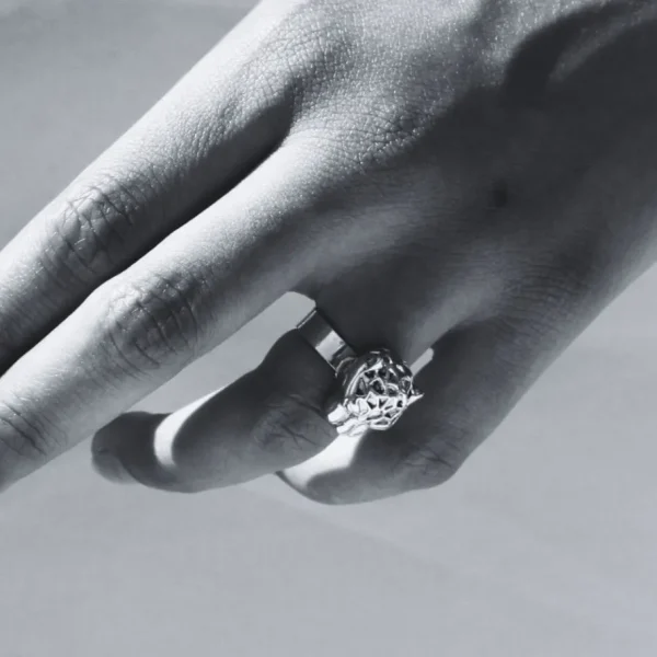 Lotta Djossou Bague Mini Panthère Hot