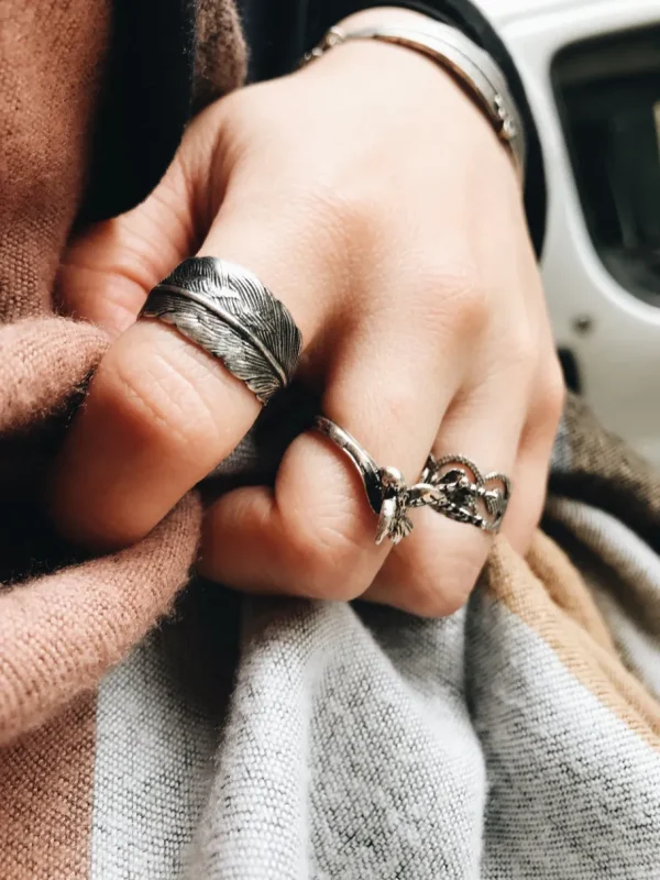 Lotta Djossou Bague Plume Best