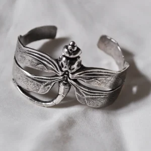 Lotta Djossou Bracelet Courbée Libellule Fashion